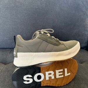Sorel Olive Sneakers with White Sole